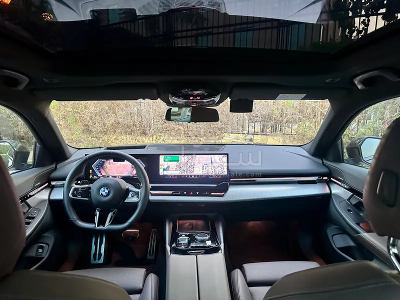 2024 BMW 5 Series 520i