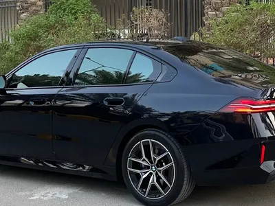 2024 BMW 5 Series 520i