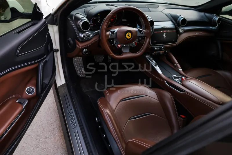 2017 Ferrari GTC4 Lusso