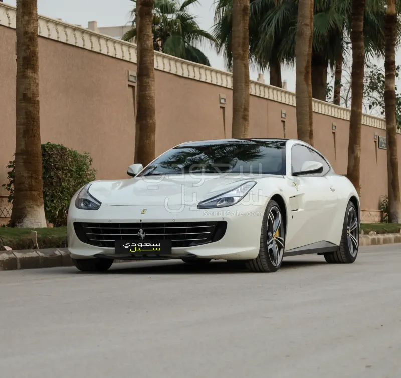 2017 Ferrari GTC4 Lusso