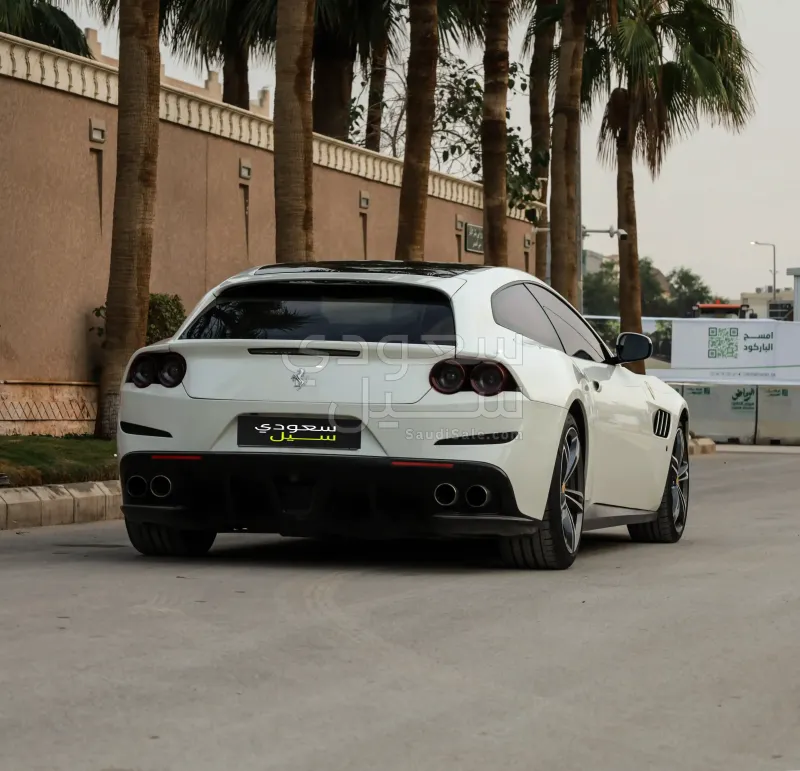 2017 Ferrari GTC4 Lusso