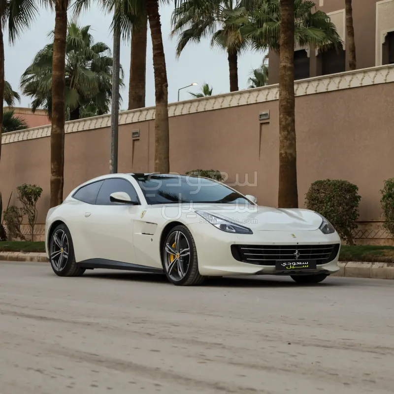 2017 Ferrari GTC4 Lusso
