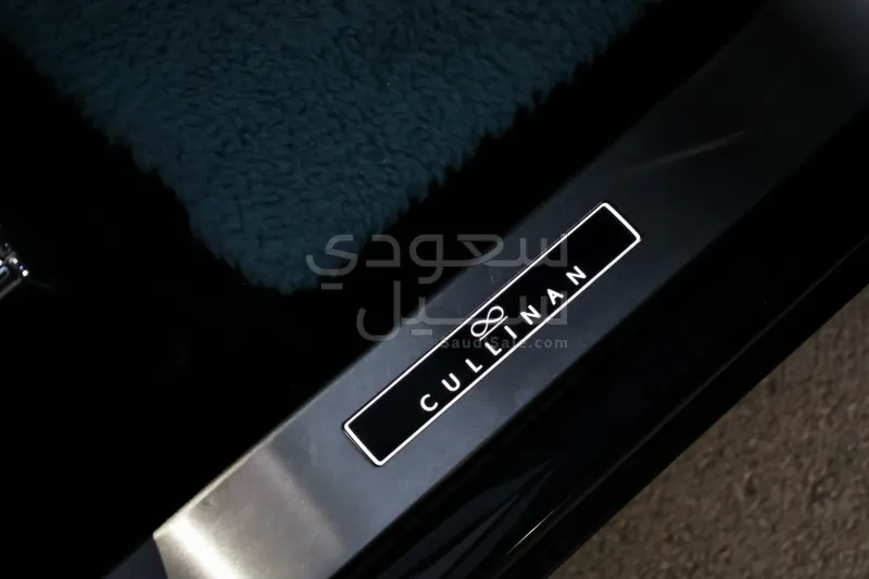 2023 Rolls-Royce Cullinan Black Badge