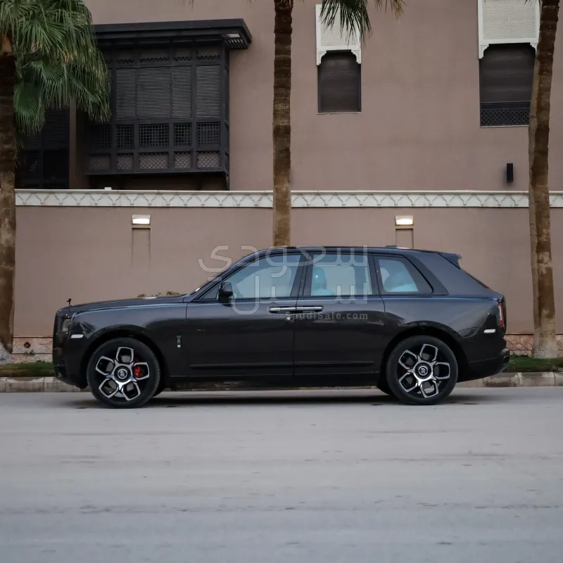 2023 Rolls-Royce Cullinan Black Badge