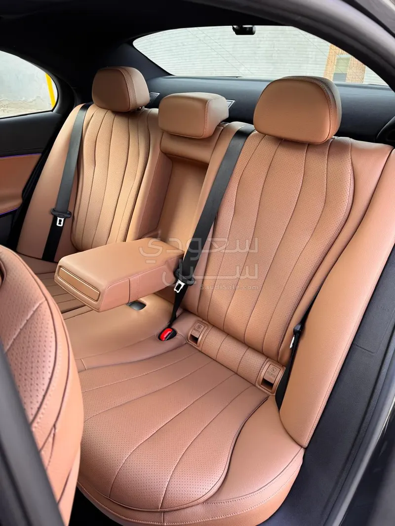 2024 Mercedes-Benz E 200