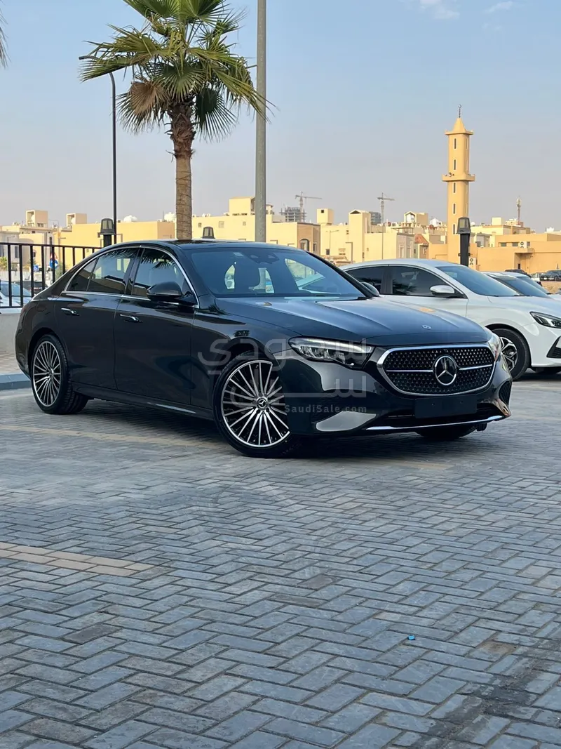 2024 Mercedes-Benz E 200