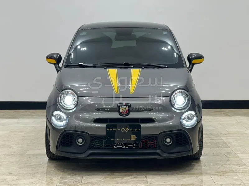 2023 فيات ابارث 595 كومبيتزيون