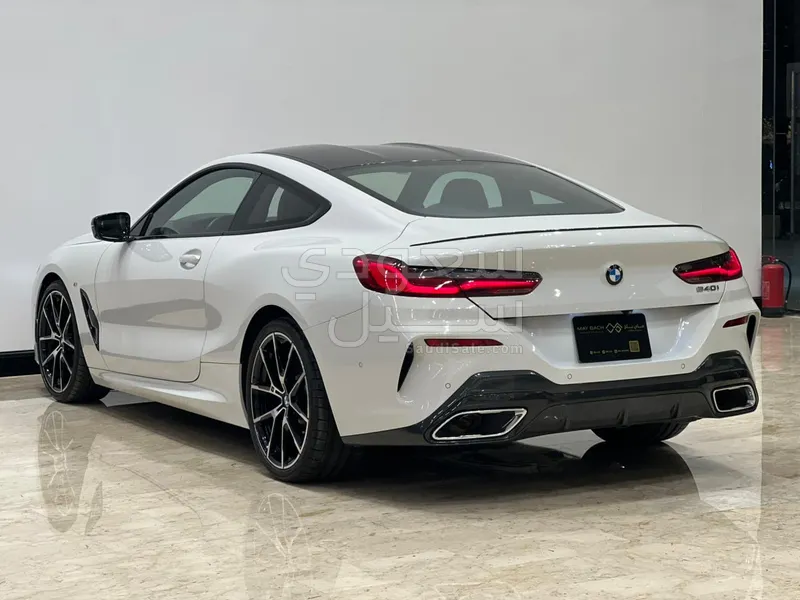 2020 BMW 8 Series 840i
