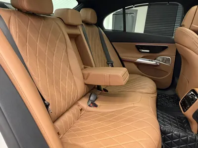 2024 مرسيدس - بنز إي 200 أي إم جي