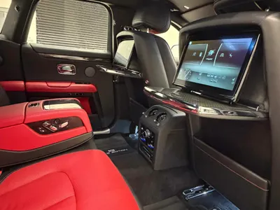 2023 رولز رويس قوست بلاك بادج