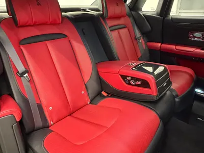 2023 رولز رويس قوست بلاك بادج