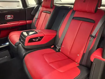 2023 رولز رويس قوست بلاك بادج