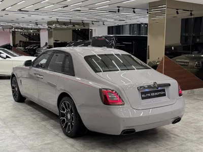 2023 رولز رويس قوست بلاك بادج