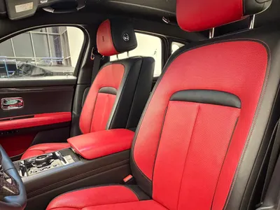 2023 رولز رويس قوست بلاك بادج