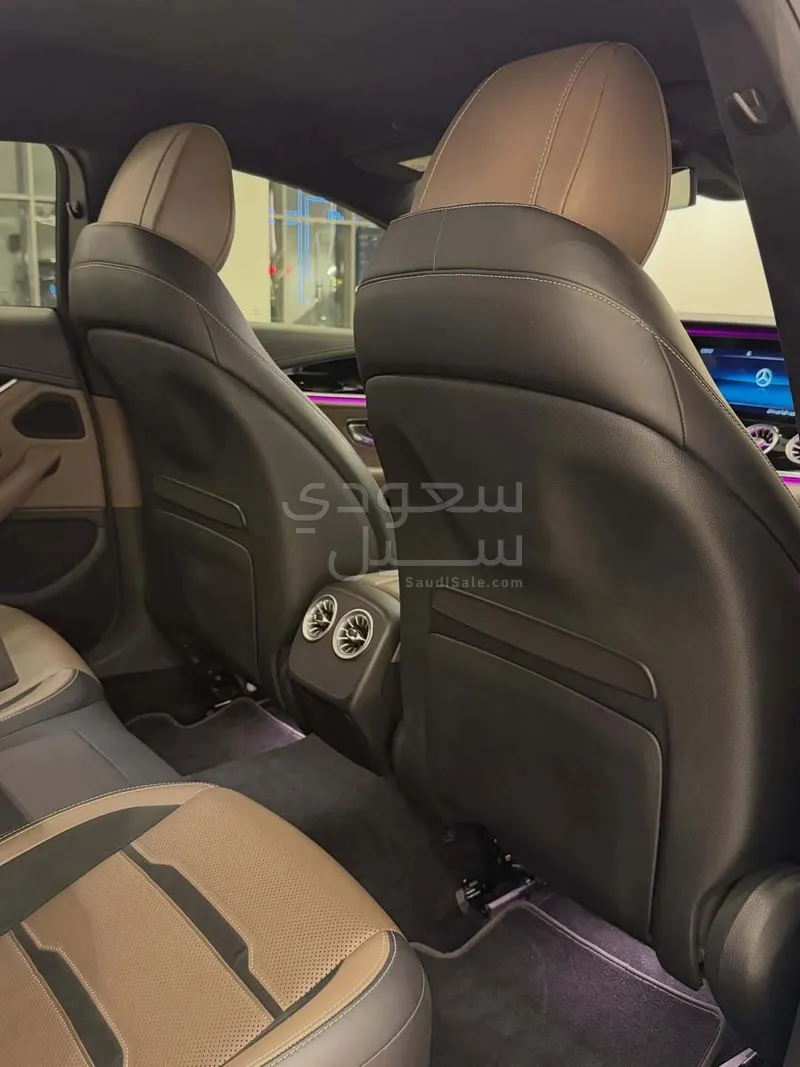 2020 مرسيدس - بنز جي تي 43 أي إم جي