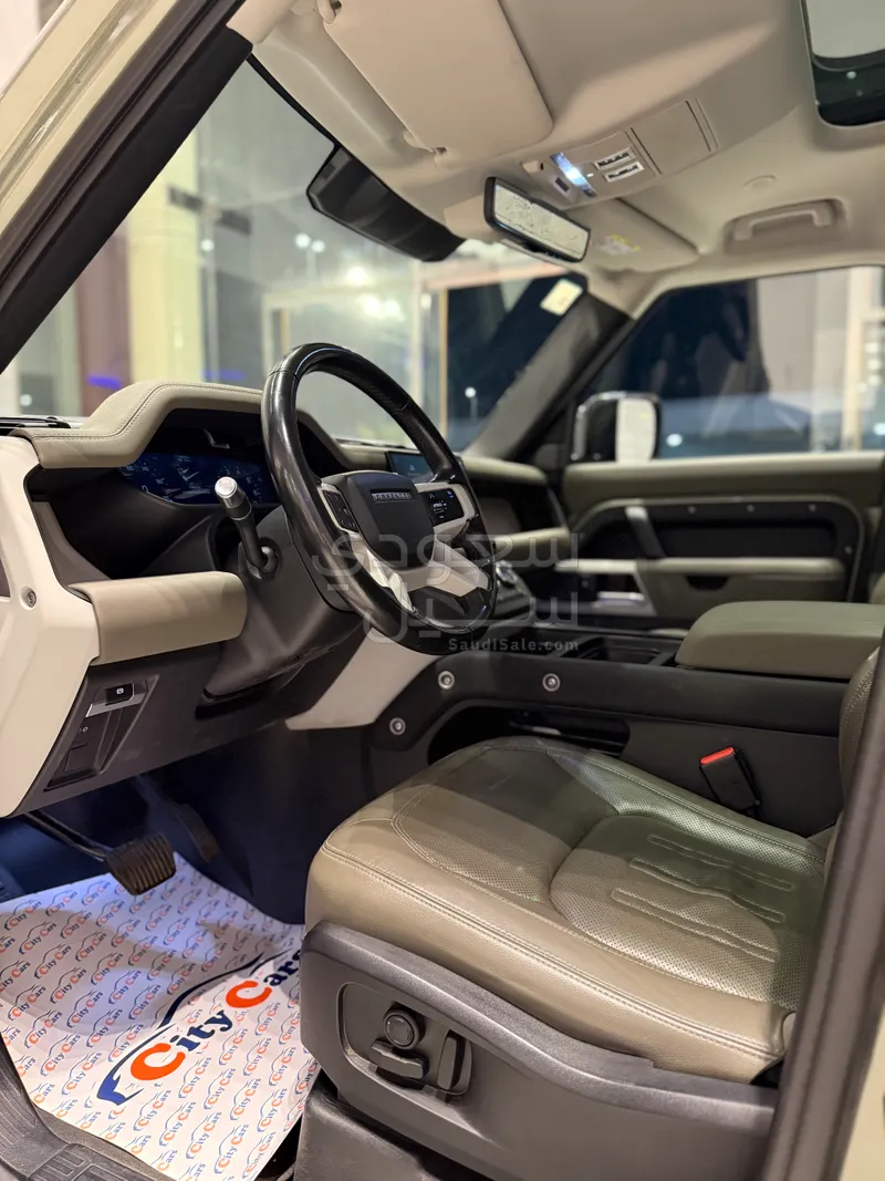 2022 لاند روفر ديفيندر اس اي