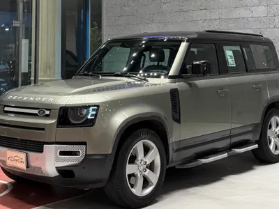 2022 لاند روفر ديفيندر اس اي