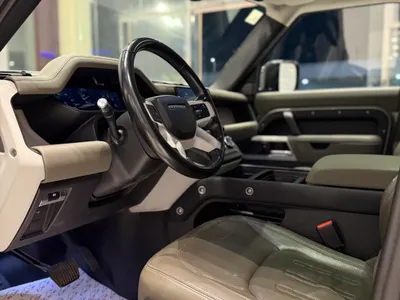 2022 لاند روفر ديفيندر اس اي