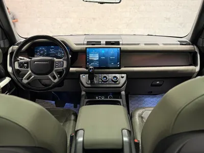 2022 لاند روفر ديفيندر اس اي