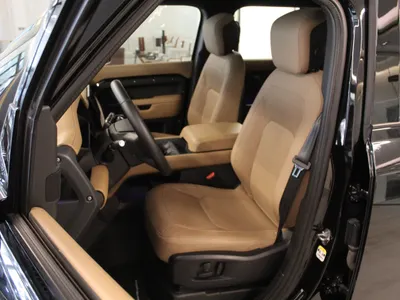 2025 لاند روفر ديفيندر 110