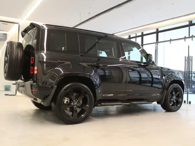 2025 لاند روفر ديفيندر 110