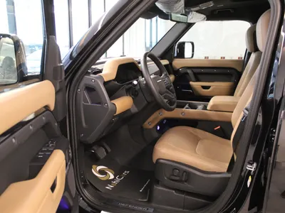 2025 لاند روفر ديفيندر 110