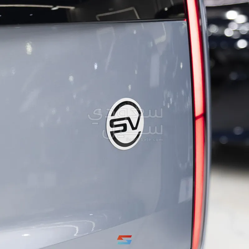2025 Land Rover Range Rover SV Autobiography