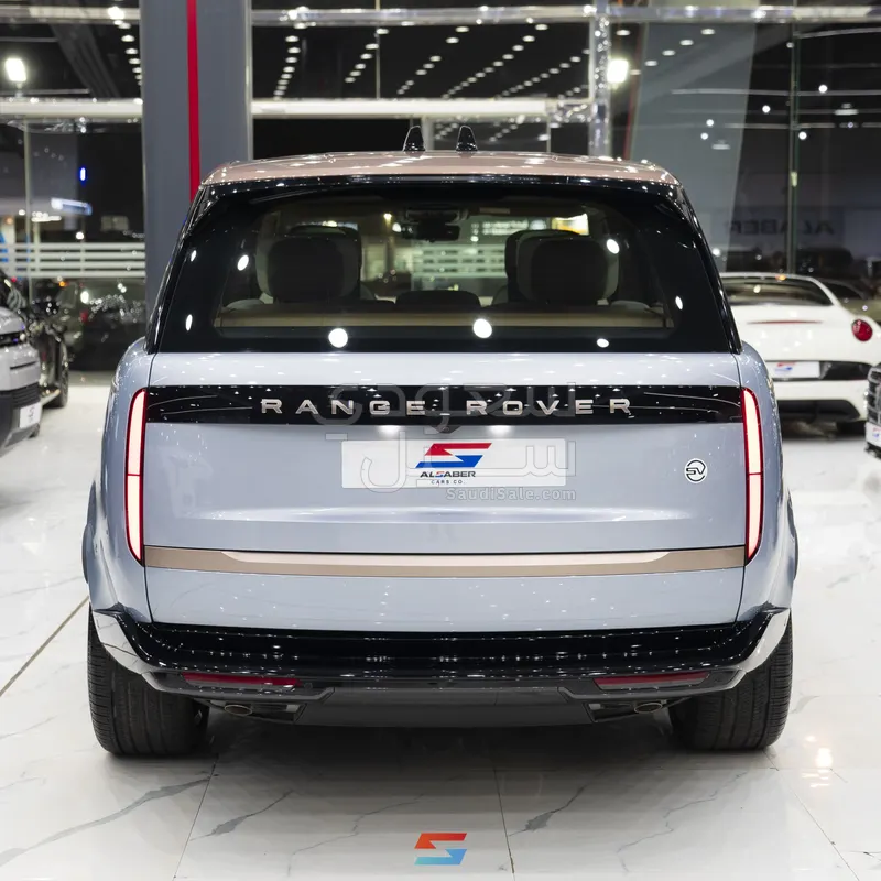 2025 Land Rover Range Rover SV Autobiography