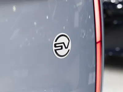 2025 Land Rover Range Rover SV Autobiography