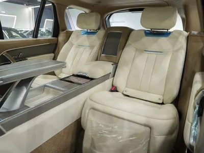 2025 Land Rover Range Rover SV Autobiography