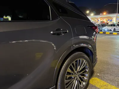 2024 لكزس أر إكس 350