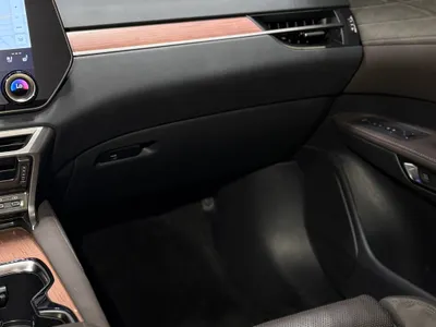 2024 لكزس أر إكس 350