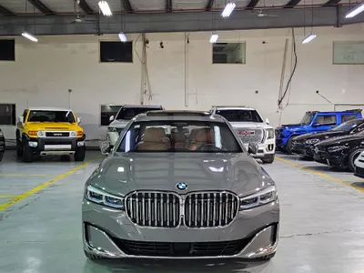 2022 بي ام دبليو الفئة السابعة 750 إل أي