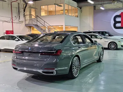 2022 بي ام دبليو الفئة السابعة 750 إل أي