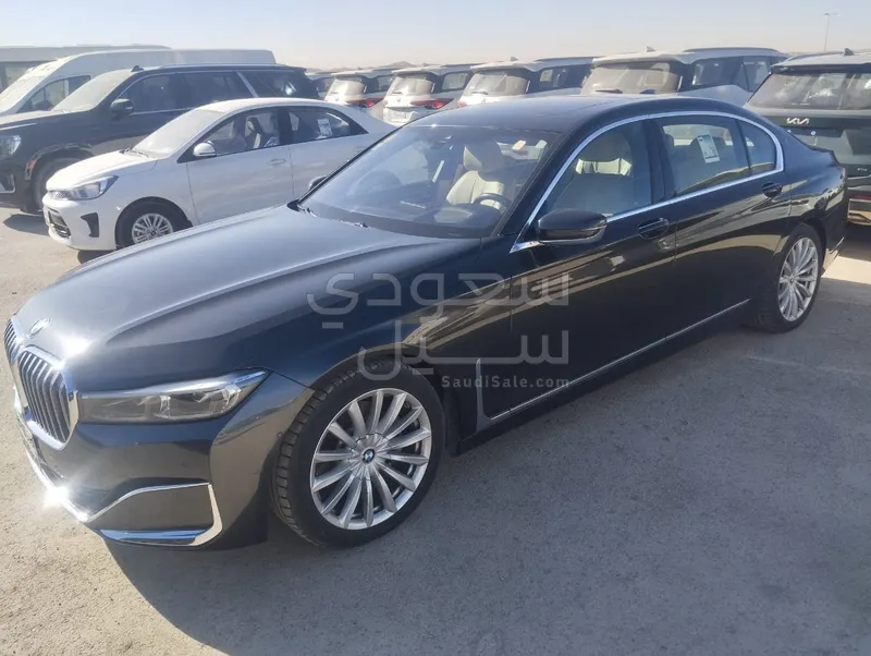 2020 BMW 7 Series 730Li