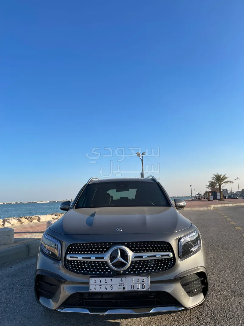 2021 Mercedes-Benz GLB 200