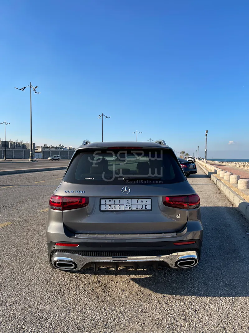 2021 Mercedes-Benz GLB 200