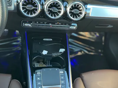 2021 Mercedes-Benz GLB 200