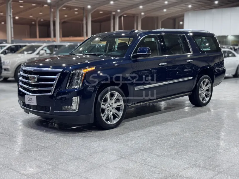 2018 كاديلاك اسكاليد إي إس في