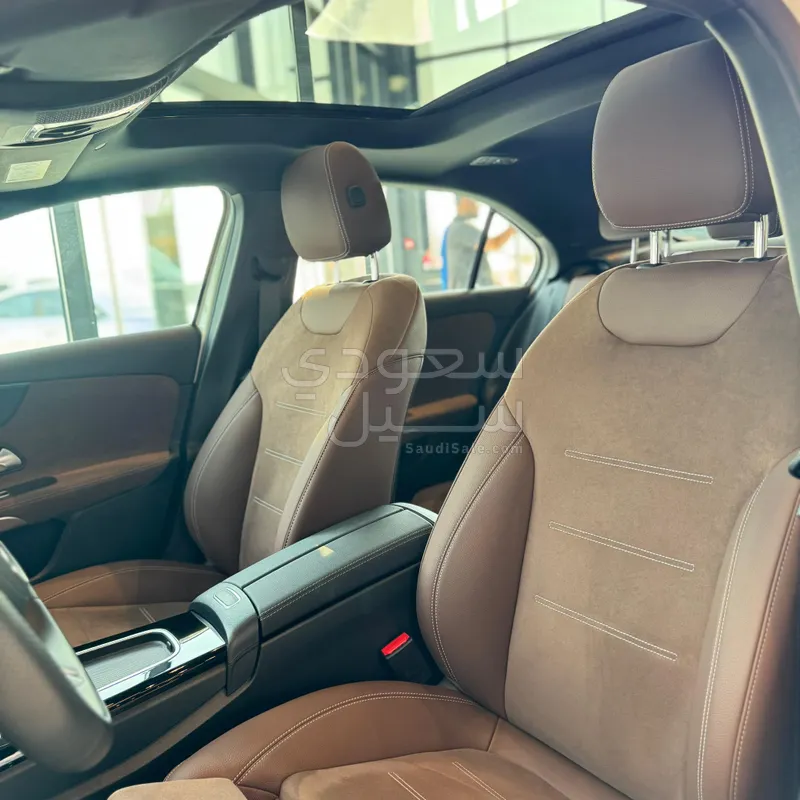 2025 مرسيدس - بنز أي 200