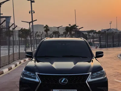 2016 لكزس إل إكس 570 اس