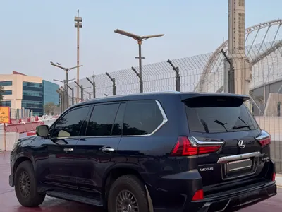 2016 لكزس إل إكس 570 اس