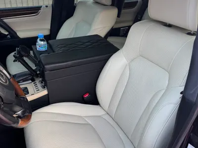 2016 لكزس إل إكس 570 اس