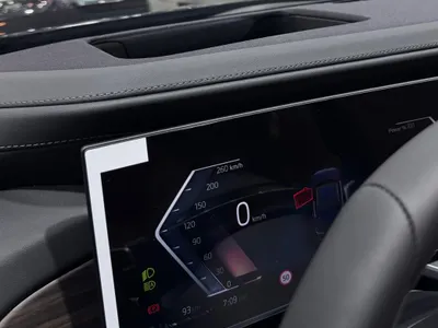 2026 بي ام دبليو الفئة السابعة 735أي