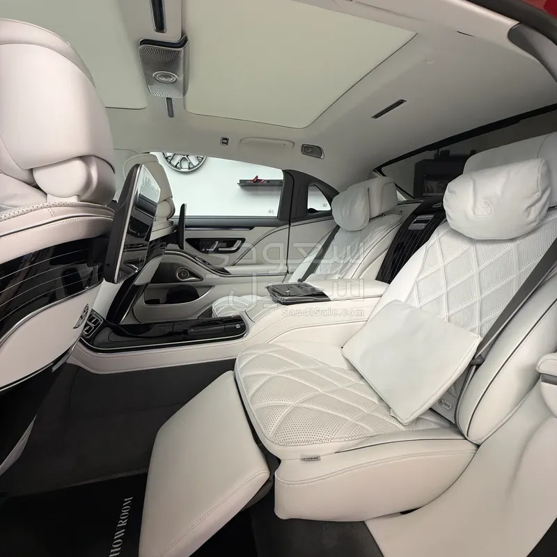 2022 مرسيدس - بنز إس 680 مايباخ