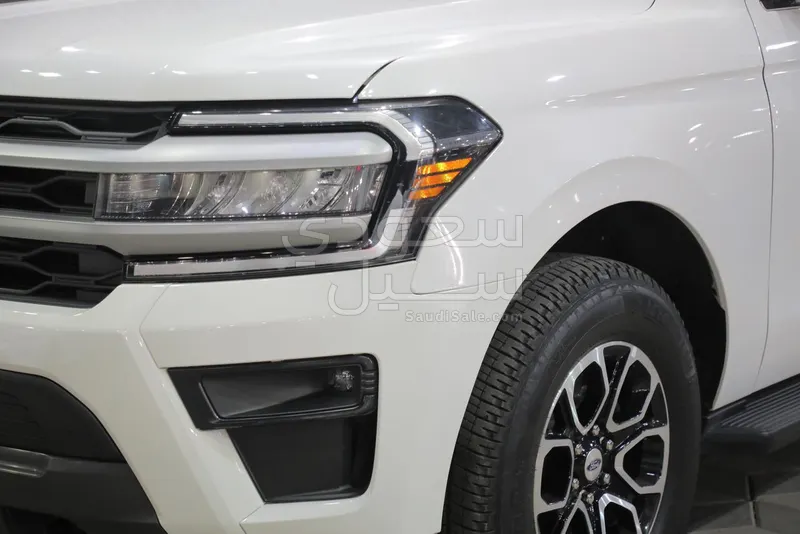 2024 فورد اكسبيديشن اكس ال تي