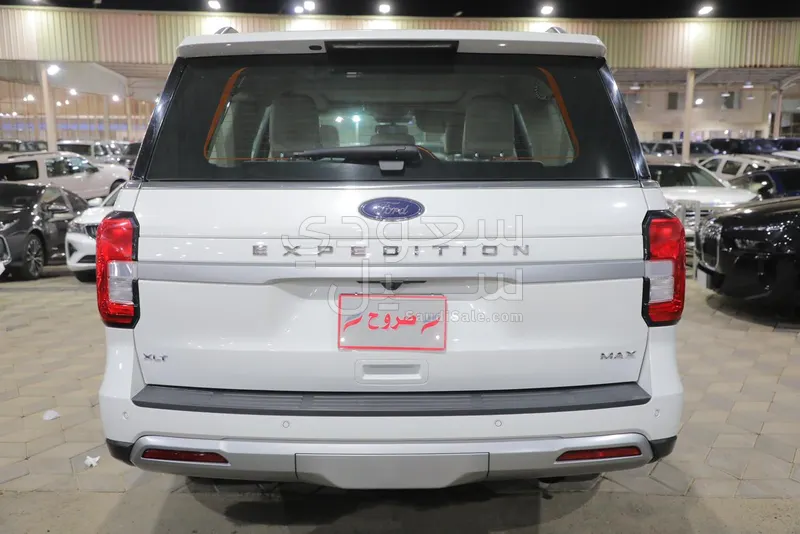 2024 فورد اكسبيديشن اكس ال تي