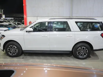 2024 فورد اكسبيديشن اكس ال تي