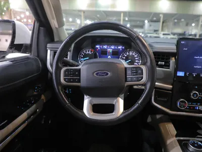 2024 فورد اكسبيديشن اكس ال تي