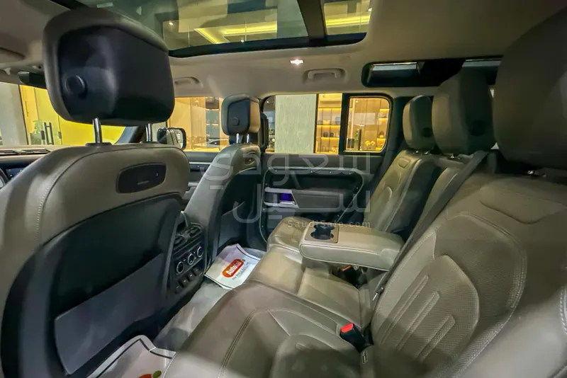 2020 Land Rover Defender S